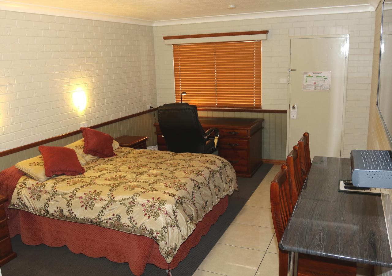 Barcaldine Country Motor Inn 외부 사진