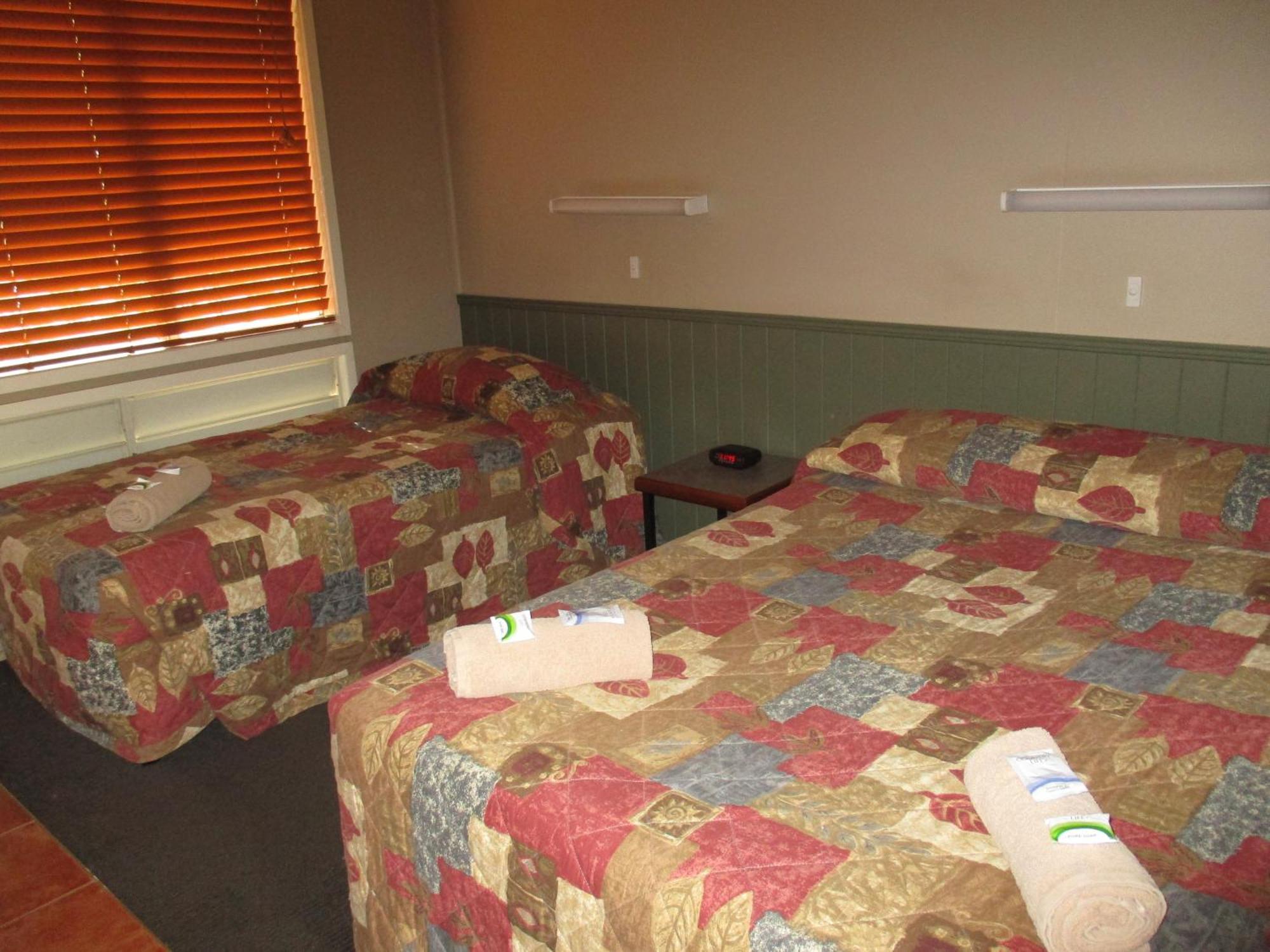 Barcaldine Country Motor Inn 외부 사진