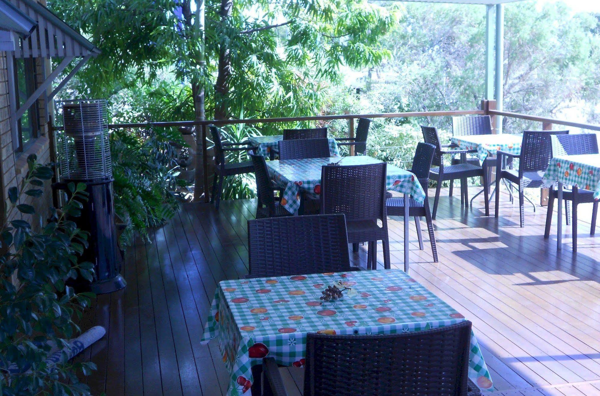 Barcaldine Country Motor Inn 외부 사진